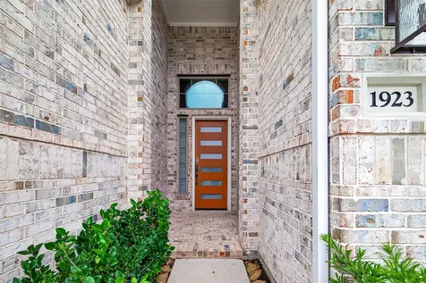 1923 Hickory Grove Lane Tomball TX 77375