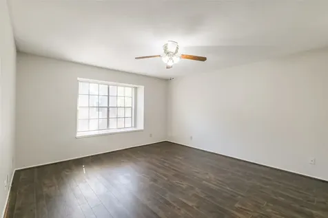 14911 Wunderlich Drive 2302 Houston TX 77069