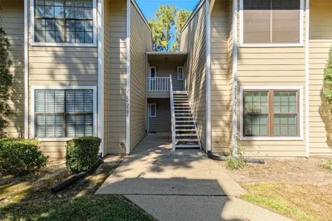 14911 Wunderlich Drive 2302 Houston TX 77069