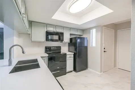 14911 Wunderlich Drive 2302 Houston TX 77069