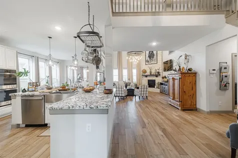 7810 Leighton Trail Pasadena TX 77505