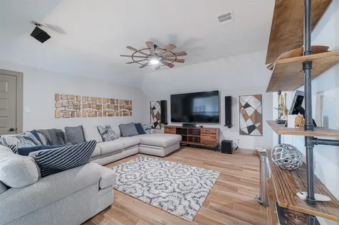 7810 Leighton Trail Pasadena TX 77505