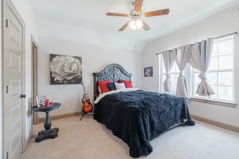 7810 Leighton Trail Pasadena TX 77505