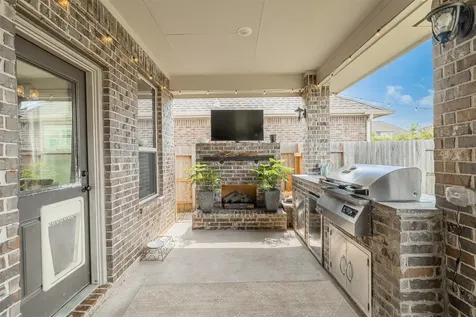 7810 Leighton Trail Pasadena TX 77505