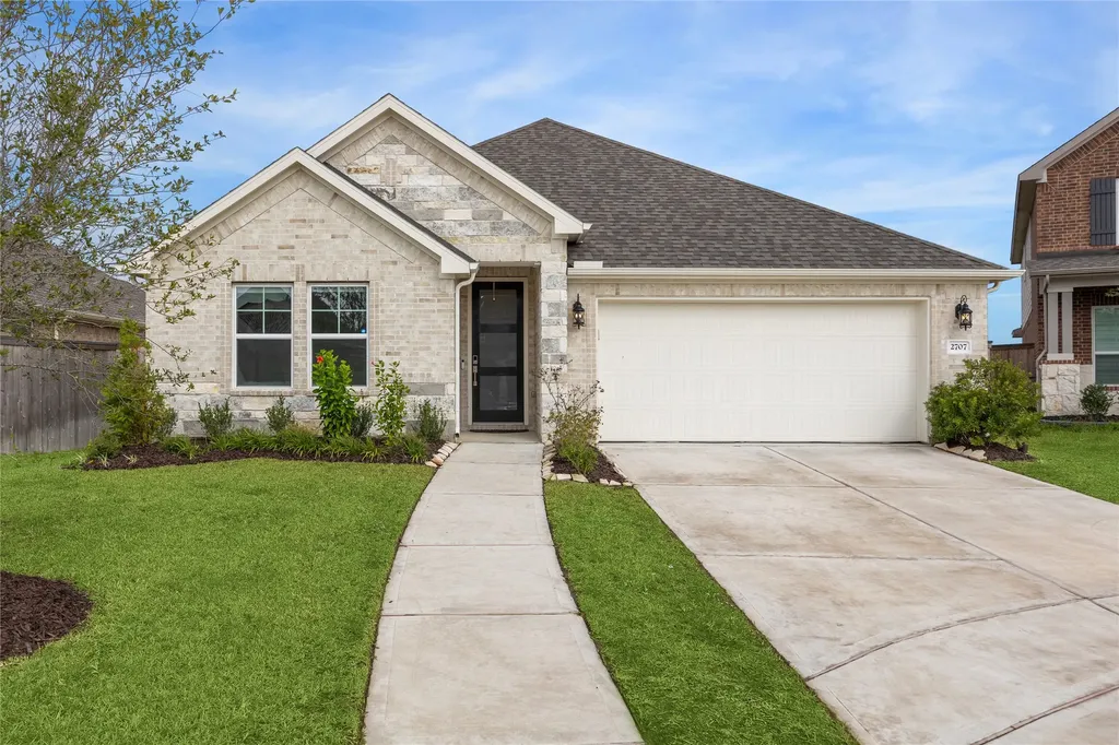 2707 Oakheath Crest Court Pearland TX 77089