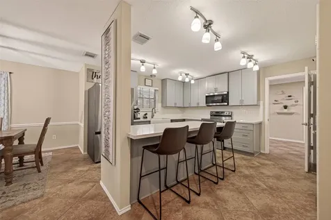 1936 Prairie Creek Drive Pearland TX 77581