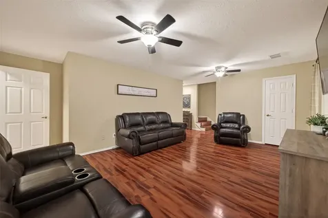 1936 Prairie Creek Drive Pearland TX 77581