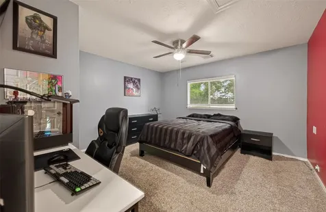 1936 Prairie Creek Drive Pearland TX 77581