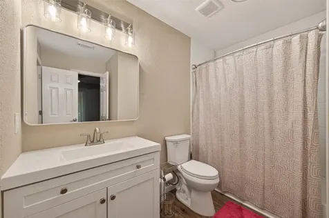 1936 Prairie Creek Drive Pearland TX 77581