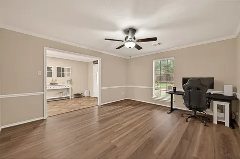 1936 Prairie Creek Drive Pearland TX 77581