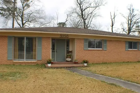 3250 Minglewood Drive Beaumont TX 77703