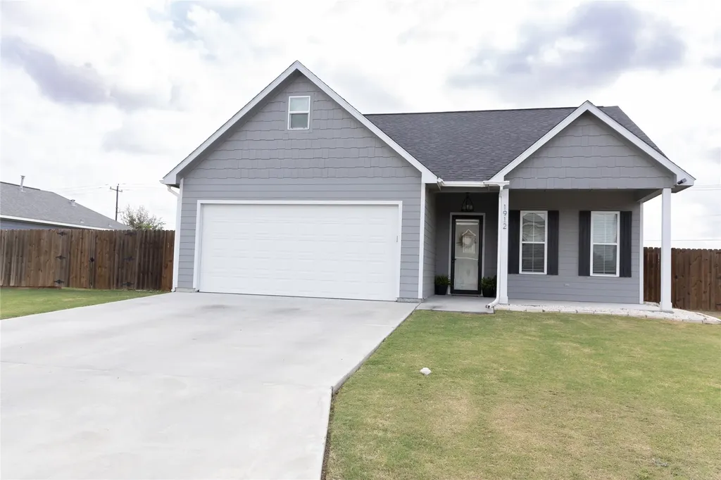 1912 Lynn Street El Campo TX 77437