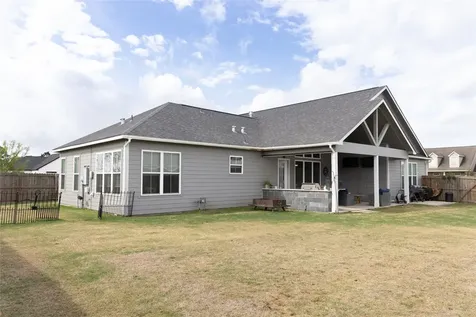 1912 Lynn Street El Campo TX 77437