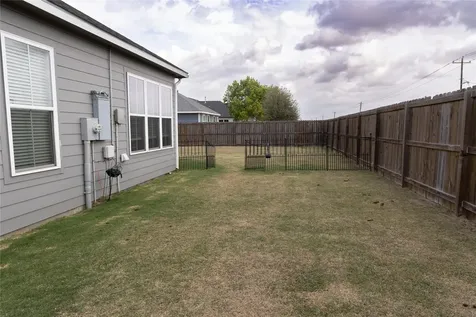 1912 Lynn Street El Campo TX 77437