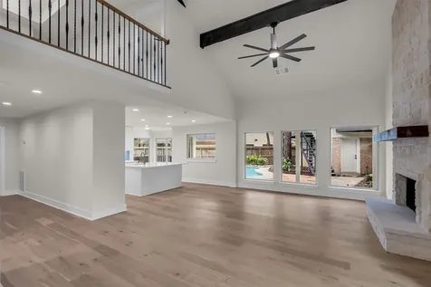 4 N Autumnwood Way The Woodlands TX 77380