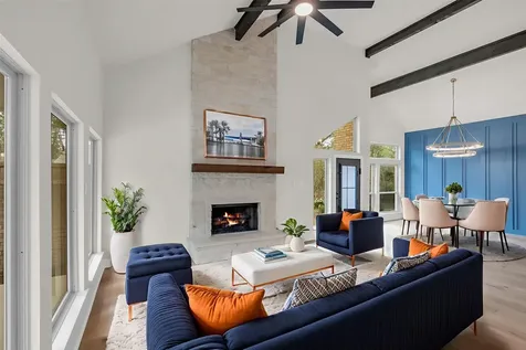 4 N Autumnwood Way The Woodlands TX 77380