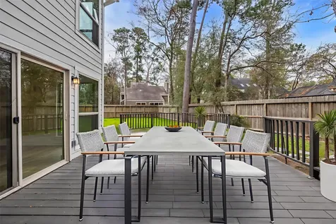 4 N Autumnwood Way The Woodlands TX 77380