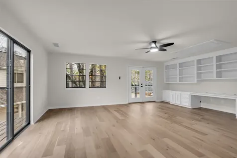 4 N Autumnwood Way The Woodlands TX 77380