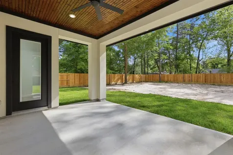 2638 Fountain View Street Roman Forest TX 77357