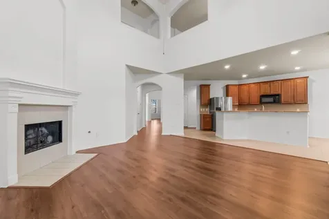 10 Majolica Place The Woodlands TX 77382