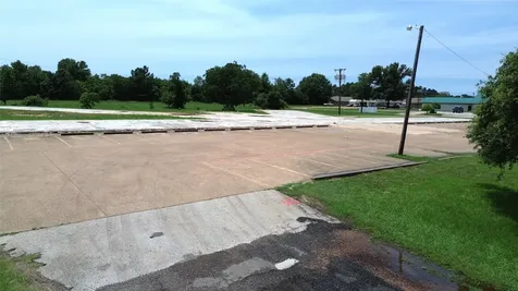 1150 E Loop 304 Crockett TX 75835