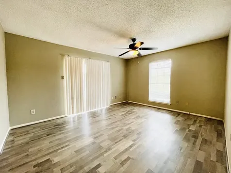 2800 Jeanetta Street 1702 Houston TX 77063