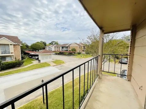 2800 Jeanetta Street 1702 Houston TX 77063