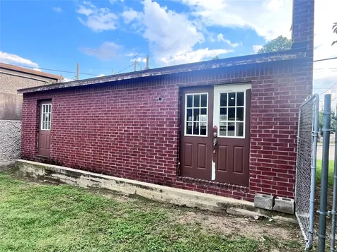 527 E Main Street Lewisville TX 75057