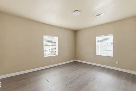 2411 Leffingwell Street Houston TX 77026