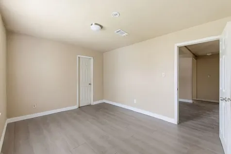 2411 Leffingwell Street Houston TX 77026