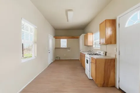2411 Leffingwell Street Houston TX 77026