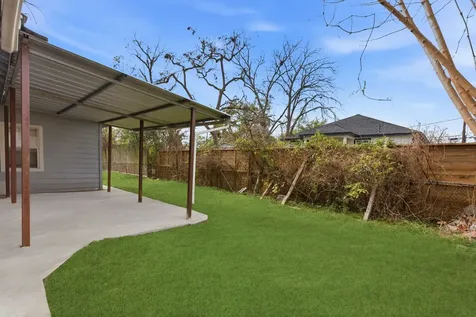 2411 Leffingwell Street Houston TX 77026