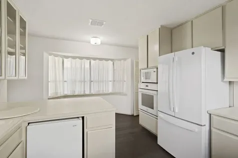 2011 Briar Lane Richmond TX 77469