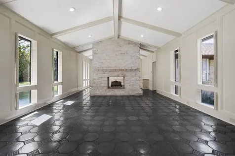 2011 Briar Lane Richmond TX 77469