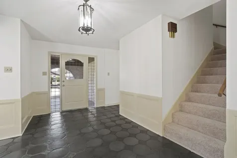 2011 Briar Lane Richmond TX 77469