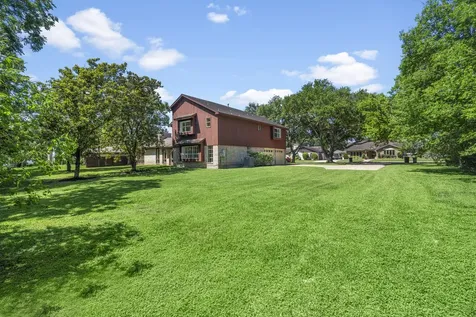 2011 Briar Lane Richmond TX 77469