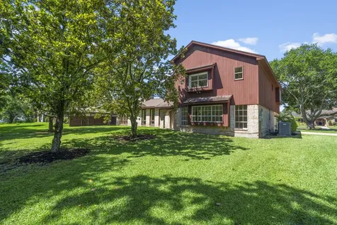 2011 Briar Lane Richmond TX 77469