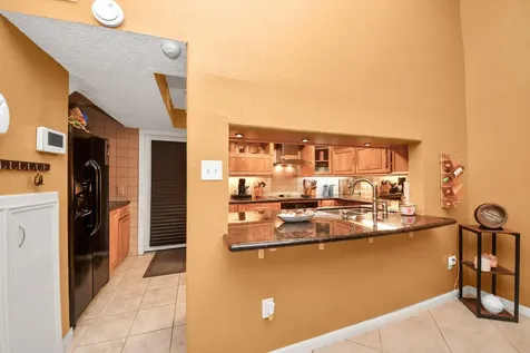 13984 Hollowgreen Drive 23 Houston TX 77082