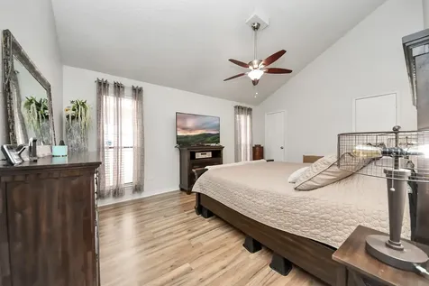 13984 Hollowgreen Drive 23 Houston TX 77082