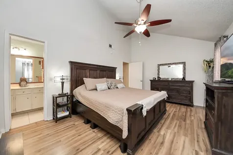 13984 Hollowgreen Drive 23 Houston TX 77082