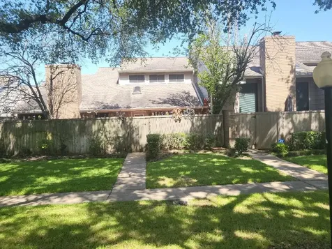 13984 Hollowgreen Drive 23 Houston TX 77082