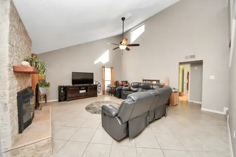 13984 Hollowgreen Drive 23 Houston TX 77082