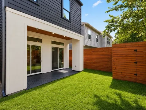 1644 Bonnie Brae Street Houston TX 77006