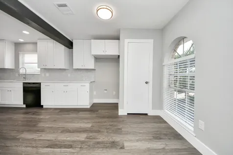15423 Ridingwood Drive Houston TX 77489