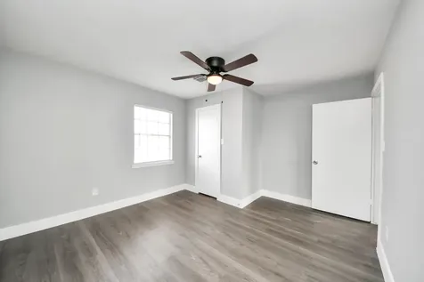 15423 Ridingwood Drive Houston TX 77489