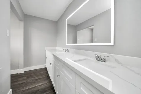 15423 Ridingwood Drive Houston TX 77489