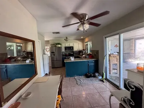 2328 Colleen Drive Pearland TX 77581