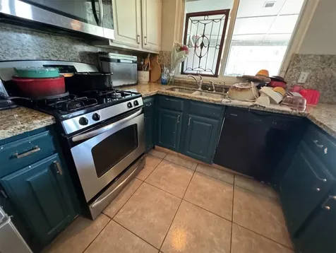 2328 Colleen Drive Pearland TX 77581