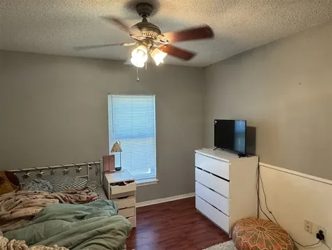 2328 Colleen Drive Pearland TX 77581