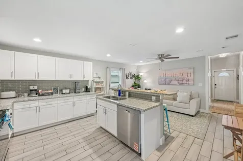 1022 Avenue L Galveston TX 77550